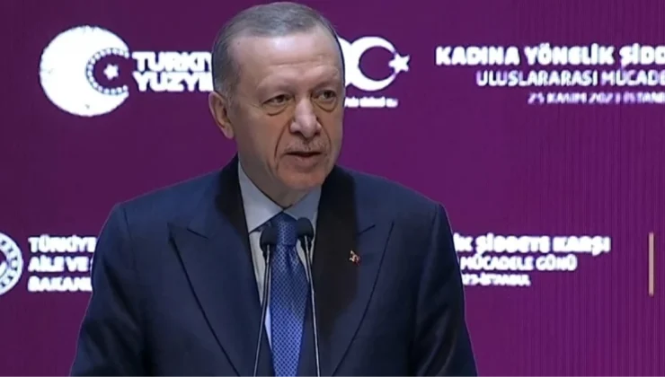 Cumhurbaşkanı Erdoğan’dan Türkiye’ye “işgalci” diyen kadının elini öpen Özgür Özel’e gönderme