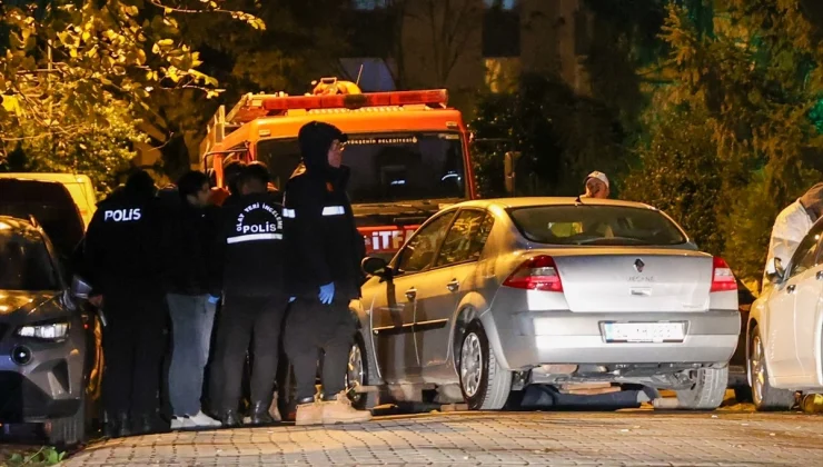 Üsküdar’da el frenini çekmeden indiği otomobilin altında kalan sürücü hayatını kaybetti