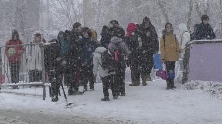 Valilik kararı duyurdu! Erzurum’da okullar tatil edildi