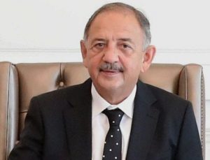 Bakan Özhaseki: ‘Yüzyılın Dönüşümü’ ile İstanbul’daki sağlıksız yapı stokunu devlet-millet el ele temizleyeceğiz