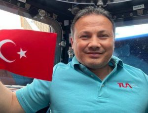 Son dakika… Astronot Alper Gezeravcı dünyaya dönüyor