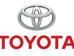 Toyota yüz binlerce aracı geri çağırıyor