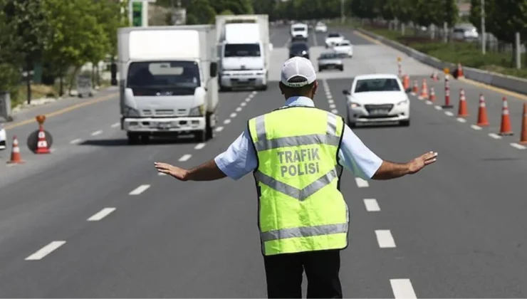 AK Parti’nin İstanbul mitingi için bazı yollar trafiğe kapatıldı