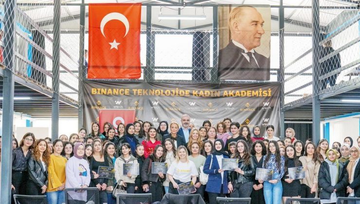 Akademi deprem bölgesine taşındı