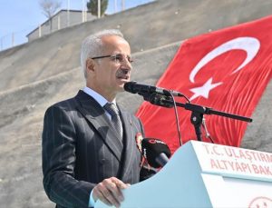 Bakan Uraloğlu: Ankara-İstanbul Süper Hızlı Treni ile Yeni Ankara-İstanbul Otoyolu Nallıhan’dan geçecek