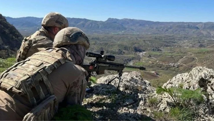 Gara’da 2 PKK’lı terörist etkisiz