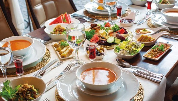 İstanbul’da iftar tarifesi