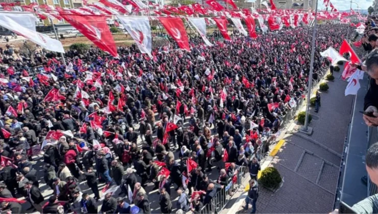 Şanlıurfa’da Yeniden Refah Partisi’nden seçim öncesi gövde gösterisi