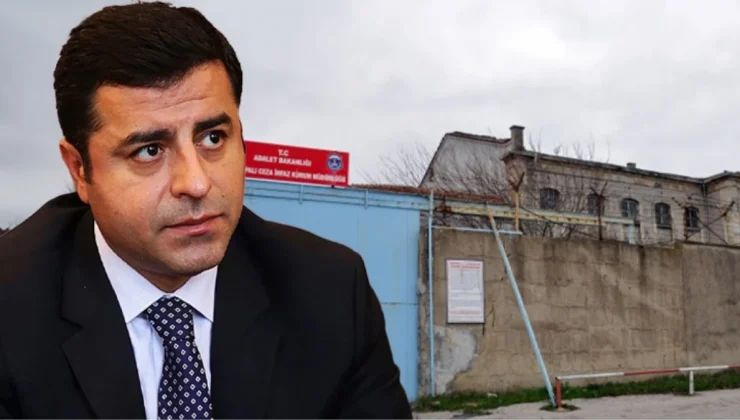 Selahattin Demirtaş’ı isyan ettiren "üst arama" uygulamasından vazgeçildi