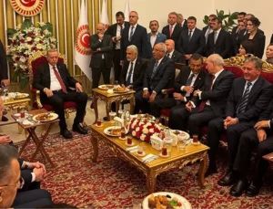 Cumhurbaşkanı Erdoğan’ın diğer parti liderleriyle görüşmesine Fatih Erbakan davet edilmedi