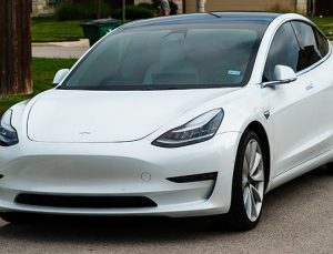 Tesla binlerce çalışanını işten çıkaracak