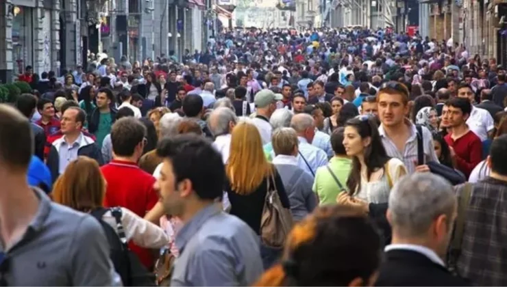 Türkiye’de işsiz sayısı şubat ayında bir önceki aya göre 109 bin kişi azalarak 3 milyon 78 bin kişi oldu