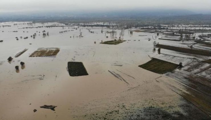 Çanakkale’nin Yenice ilçesinde sel felaketi! 25 köy etkilendi, 10 bin dekarlık alan zarar gördü