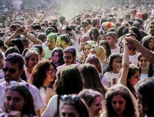 Genç nüfus oranı Türkiye tarihinin en düşük seviyesinde
