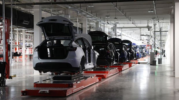 Tesla ABD’deki 1,8 milyon aracı geri çağıracak