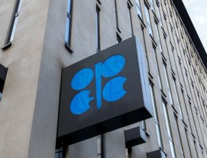 OPEC petrol talebi tahminini 3. kez düşürdü