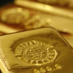 Altın, yedinci haftada kazancını artırmaya devam etti.