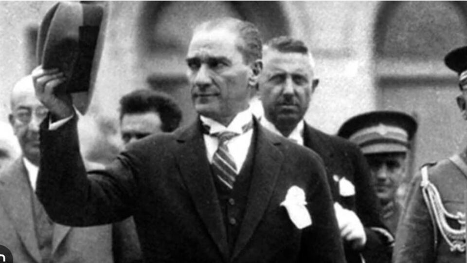 Cumhuriyet'in 102. yılı kutlu olsun, en büyük eser!