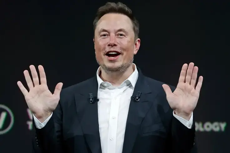 Elon Musk serveti 500 milyar dolara ulaşan ilk kişi oldu