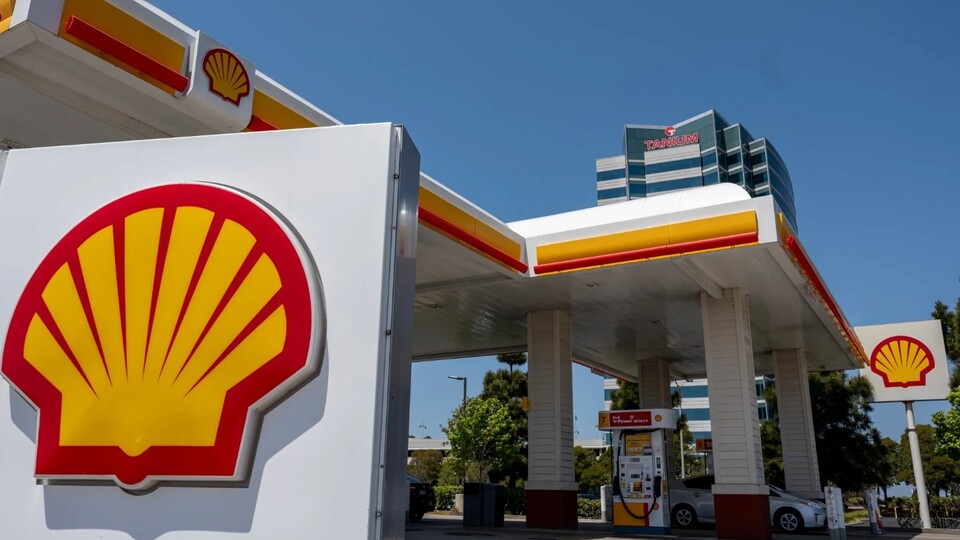 Shell'in net kârı, üçüncü çeyrekte beklenenden daha fazla oldu.