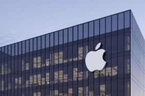 Apple, Google'a yılda bir milyar dolar ödeme yapacak.