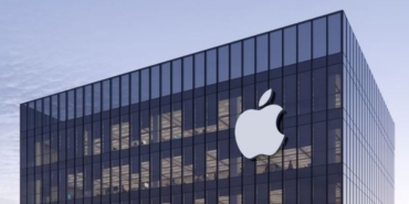 Apple, Google'a yılda bir milyar dolar ödeme yapacak.