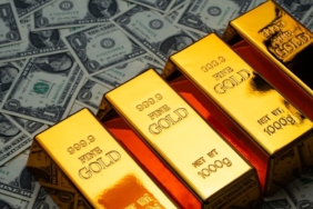 Denge aramak için aşağıya bakmak