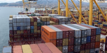 Ekim ayında dış ticaret açığı 7,4 milyar dolara çıktı.