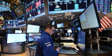 New York borsası karmaşık bir şekilde başladı.