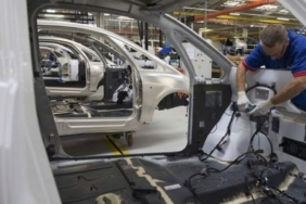 Otomobil ihracatı on ayda %5 arttı.