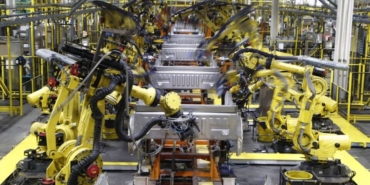 Sanayi üretimi Almanya'da beklentilerin altında yükseldi.