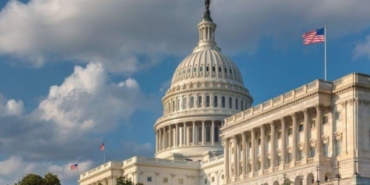 Temsilciler Meclisi, ABD hükümetinin açılmasını sağlayacak tasarısını onayladı.