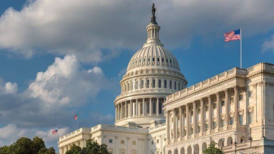 Temsilciler Meclisi, ABD hükümetinin açılmasını sağlayacak tasarısını onayladı.