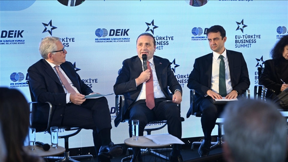 Türkiye-AB İş Zirvesi'nde Gümrük Birliği konuşuldu.