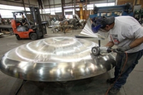 Üretim faaliyetleri ABD'de daralmaya devam etti.