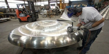 Üretim faaliyetleri ABD'de daralmaya devam etti.