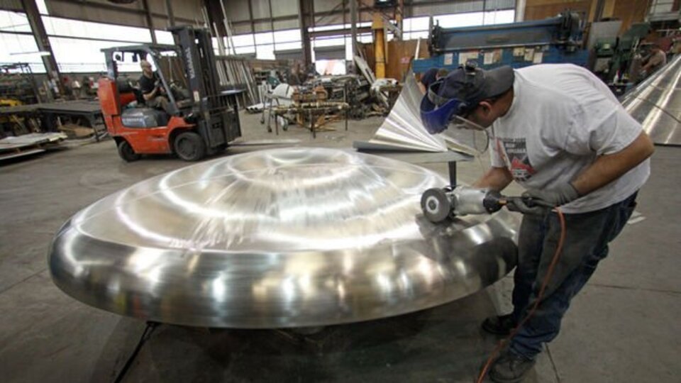 Üretim faaliyetleri ABD'de daralmaya devam etti.